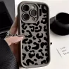 Cover iPhone 15 Grigia Leopardata 2